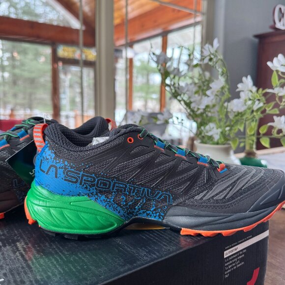 La Sportiva Akasha II Men\'s Trail Running Shoes